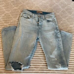 7FAM Luxe Vintage Light Wash Distressed Joesfina Boyfriend Jeans Women’s size 24
